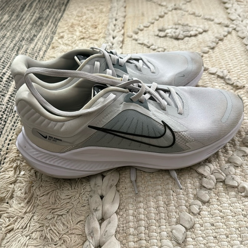 Nike Quest white shoes